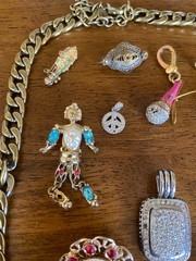Jewelry Repair Lot 50+ Very Nice Many Signed Missing Rhinestones Resell Harvest
