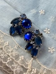 Vintage Juliana Delizza Elster Blue Rhinestone Clip On Earrings Puddled Solder