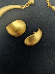 Anne Klein Collar Necklace & Earrings Satin Brushed Gold Tone Chunky Runway Read