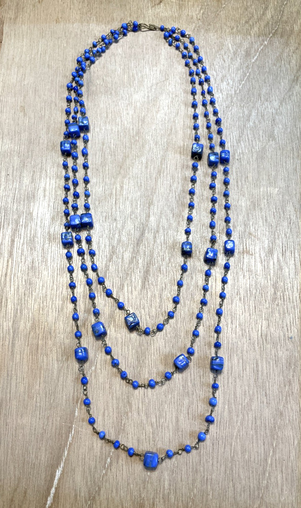 Vintage Art Deco Periwinkle Blue Slag Glass Bead Necklace 1920s