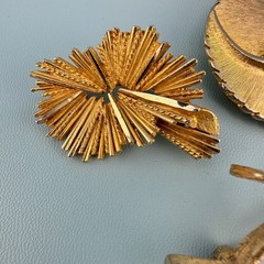Vintage Designer Brooch Lot Gold Tone Textured Brushed Leaf Wishbone Signed