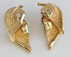 VINTAGE GOLD-PLATED TEXTURED POLISHED CLIMBER LEAF DESIGN CLIP-ON EARRINGS☆1.25
