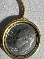 Vintage Tona Coin Purse And Real Dime Brooch Pin Brass
