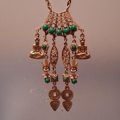 Vintage Asian Style Necklace Faux Jade Dangle Pendant