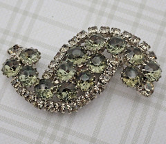 Vintage Smoky Gray Rhinestone Silver Tone Swag Pin Brooch