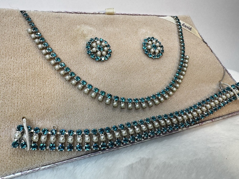 VTG B. David Faux-Emerald Rhinestone F Seed Pearl Necklace Earrings Bracelet SET
