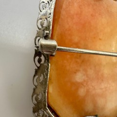 Antique Edwardian 1900s solid 14kt white gold carved shell cameo brooch pendant