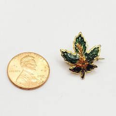 Maple Leaf Tiny Colorful Enamel Metal Vtg Scatter Lapel Necktie or Brooch Pin