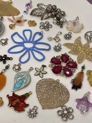 Lot Vtg & Modern Flower Leaf Pendants Findings Jewelry Craft Art Repurpose 10