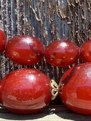 20” Vintage Cherry Red Catalin Bakelite 75g Graduated Bead Necklace