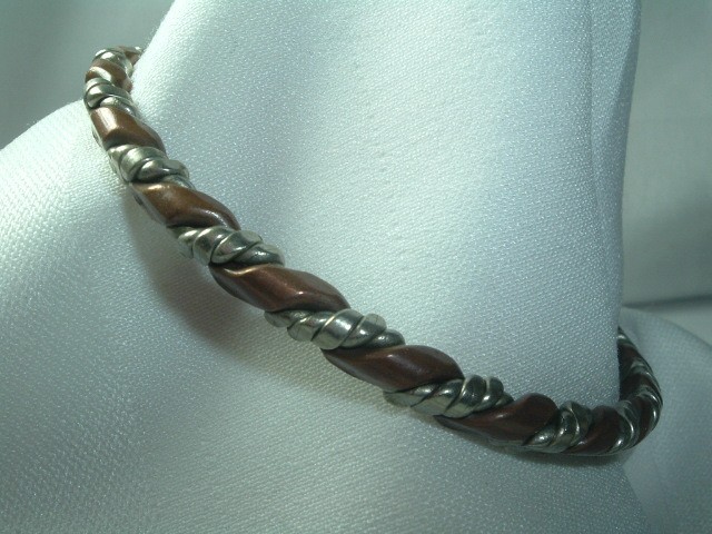 VINTAGE TWISTED STERLING SILVER & COPPER BANGLE BRACELET