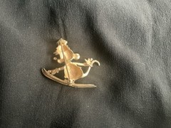 Vintage Signed by Jorj gold Tone Winter Mouse on Skis Brooch