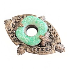 Art Deco Molded Faux Jade Green Czech Art Glass Filigree Silvertone Brooch