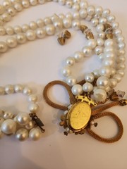 Unsigned Miriam Haskell Vintage 4 Strand Faux Pearl Necklace Gold Mesh Bow Flaws