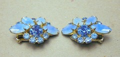 Vintage Gold Tone Blue Opalite Glass Rhinestone Fanned Out Clip On Earrings