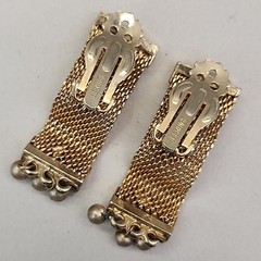 Vintage Leru Mesh Earrings Clip On Gold Tone Dangle 1 5/8″