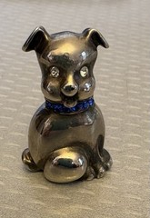 Adorable Vintage Bulldog Pug Puppy Dog Brooch Blue Rhinestone Collar signed LJ