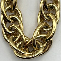 Trifari Necklace Chunky Gold Tone Oval Link Chain Statement 17.5 in
