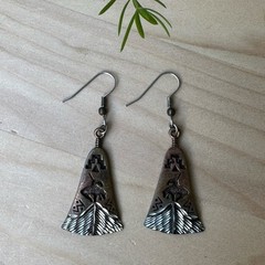 VTG Waldeck Johnson Dangle Earrings 2 Inch Bell Shape Southwestern Style Copper