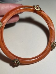 Vintage Lucite Plastic Orange Swirled Jeweled Bangle Bracelet 8.25”