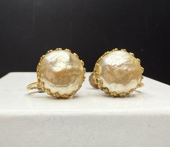 Miriam Haskell Vtg Faux Pearl Clip On Earrings Hinged Screw Back Adjustable .59”