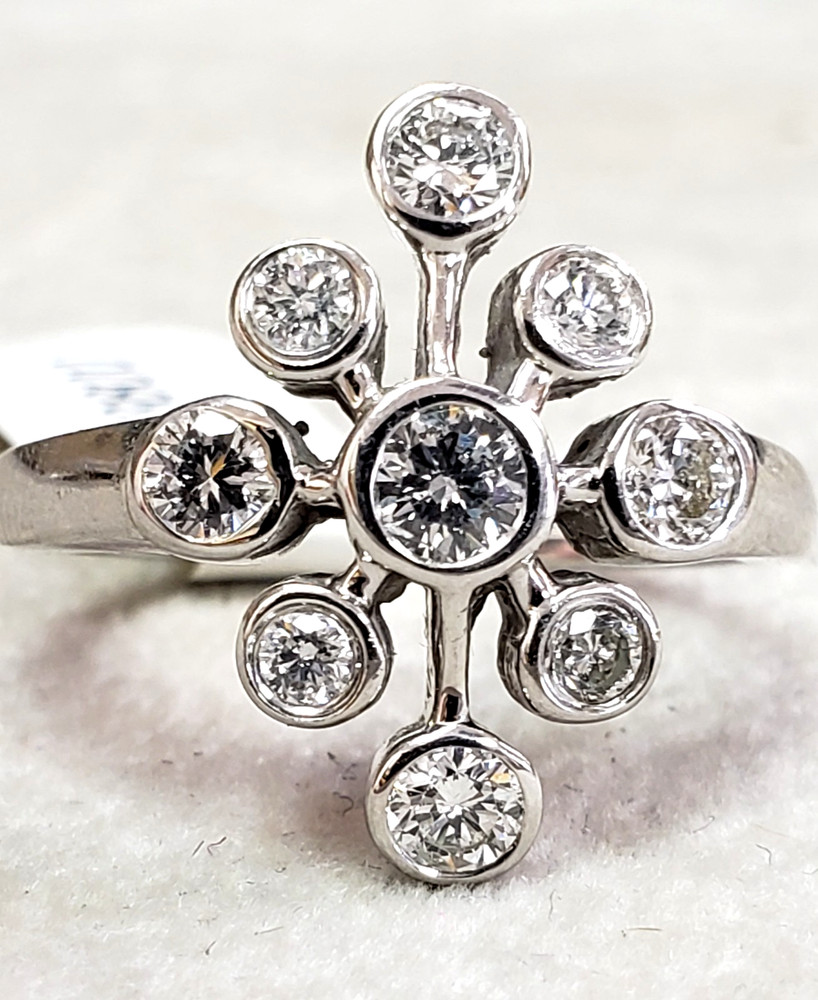 Vintage Natural Diamond Cocktail Ring 0.80CT(Est). 14K gold S-7.25