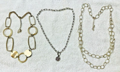 3 Piece Gold/Silver Tone Oval Link Coin Pendant Necklace Lot n0279