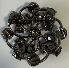 Vtg Jet Black Faceted Glass Rhinestone Flower Swirl Gunmetal Brooch Pin Art Deco