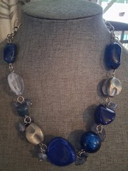 Vintage 90s chunky shades of blue lucite bead necklace. Irregular shaped beads