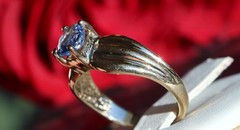 14k yellow gold 0.60ct tanzanite solitaire size 6 ring heated vintage 3.30gr