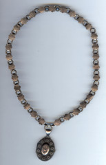 ANTIQUE HALLMARKED ENGLISH SILVER BOOKCHAIN FLORAL LOCKET PENDANT NECKLACE *