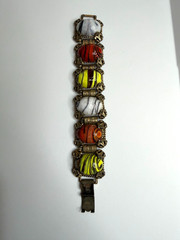 Vintage Chunky Swirl Art Glass Cabochon Link Bracelet Brass Retro 1950s Dungeon