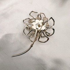 Sarah Coventry Allusion Floral Brooch/1968/VTG/Large/Aurora Borealis Rhinestones