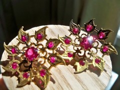 vintage post earrings pink stone unknown siam goldtone apen back artisan carved