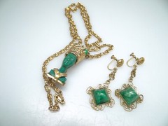 Vintage Faux Jade Nefertiti Necklace & Peking Glass Dangle Earrings Lot