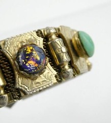 Vintage Heavy Goldtone Metal Art Glass Cabochon Panel Bracelet 7 Inches Unsigned