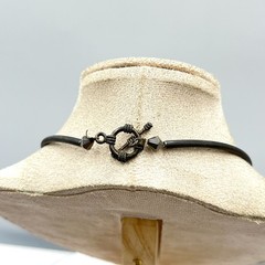 Vintage Boho Black Bead Collar Necklace Silver Tone Filigree Toggle 18″ Classic