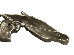 Tortolani Pewter Falcon & Falconer’s Gauntlet Brooch Detailed Pin Bird 3D Jewelr