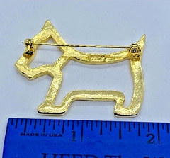 AAI-Vintage Dog Pin Made In Rhode Island 1980,s Signed