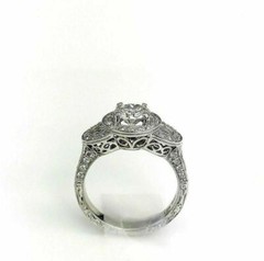 2.08cts Round Cut Diamond Halo Wedding/Anniversary Ring 18k Gold