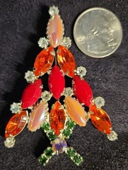 Vintage CHRISTMAS Tree Brooch Pin RON