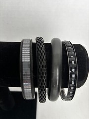 LOT of 4 black Vintage Bangle bracelets Metal & plastic 2.75″ D36