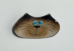 Vintage Nanci Copper Enameled Cat Face Brooch Pin Blue Eyes Artisan Made Signed