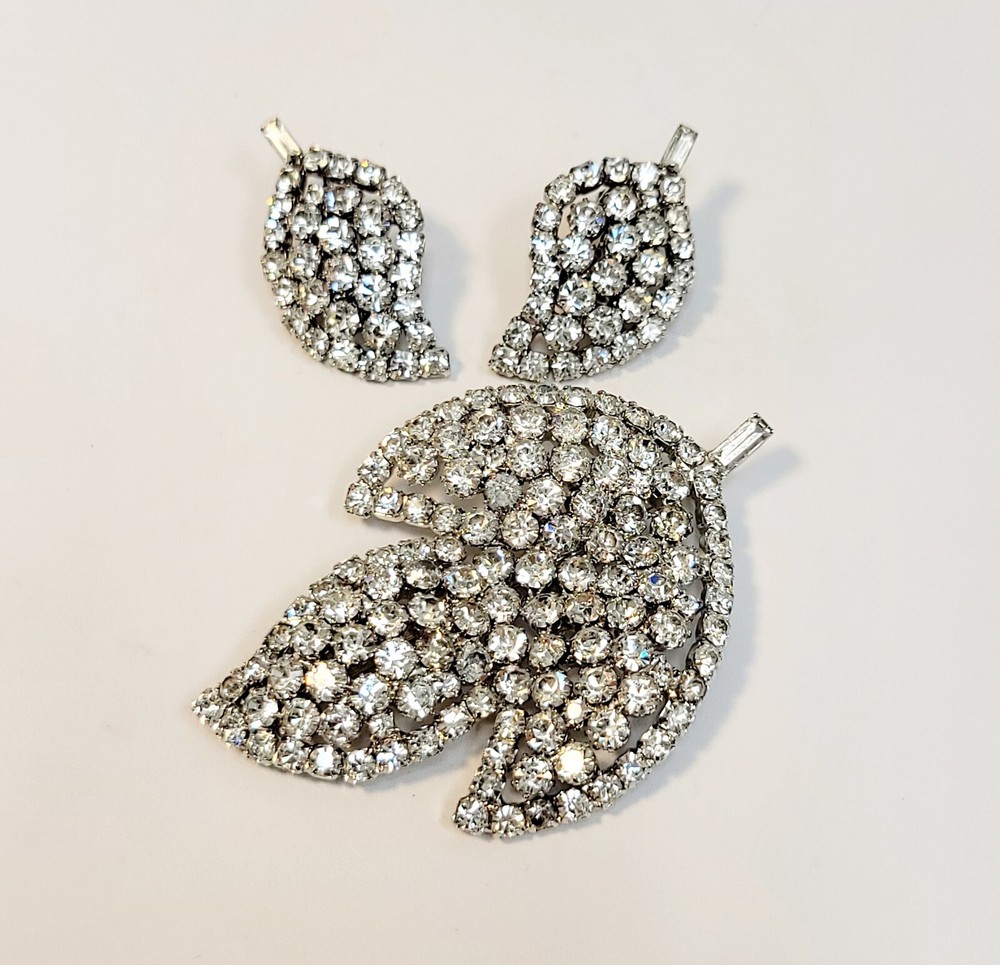 Vintage Clear Rhinestone Leaf Brooch And Earrings Set Juliana