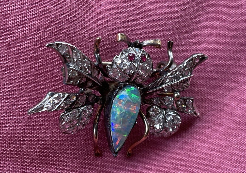 Vintage Pin Brooch Ladies Gold Bee Diamonds Rubies Opal Antique Estate