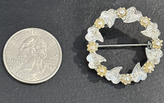 Lot 12 Fashion Jewelry Pins Vintage Now Faux Pearls Shell Leaf Leaves Flowers