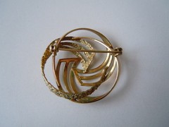 Brooch Amerik Double TEKA Theodor Klotz Pforzheim Gold Plated 4.7 G/3.3 X 3.1 Cm