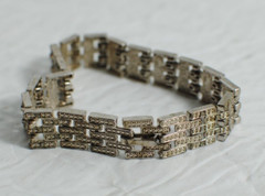 Vintage Silver Tone CU Rhinestone Linked Women Bracelet 7 inches
