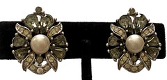 Vtg CROWN TRIFARI Silver-Tone Smoky Gray & Clear Rhinestone Faux Pearl Earrings