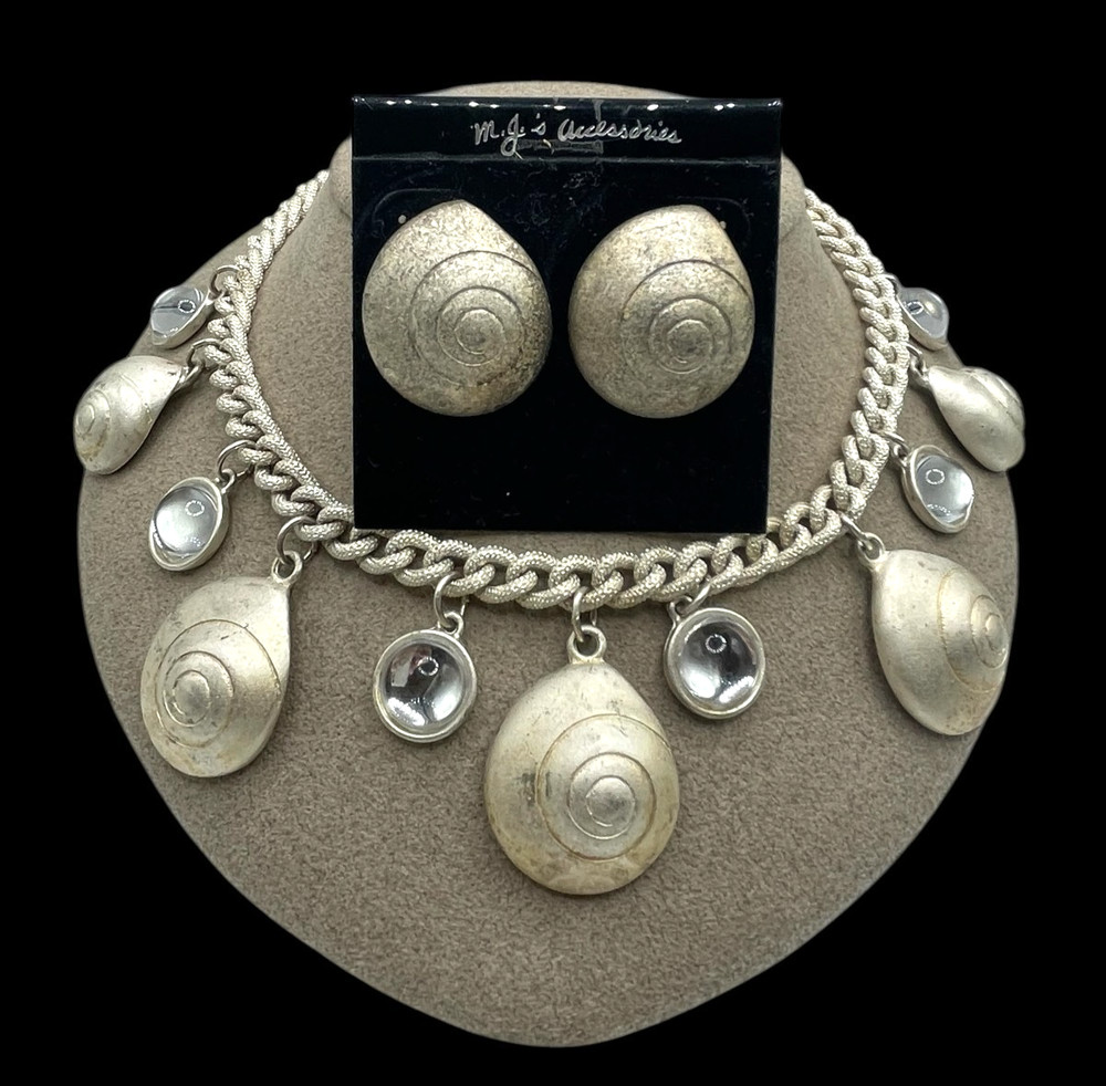 VTG 80’s Chunky Seashells Bubbles Silver-tone necklace earrings set Beachy